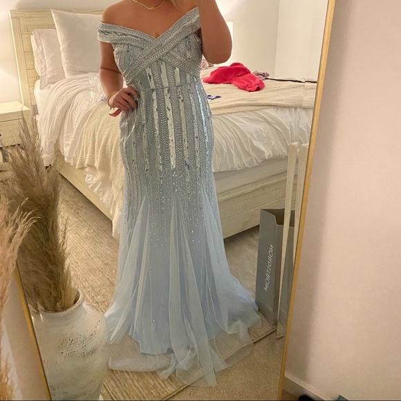 Beautiful Aidan Mattox gown-Size 12. Worn Once! - Picture 4 of 4